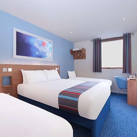 Travelodge Kingston Upon Thames Central Londres Chambre photo