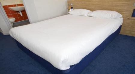 Travelodge Kingston Upon Thames Central Londres Chambre photo